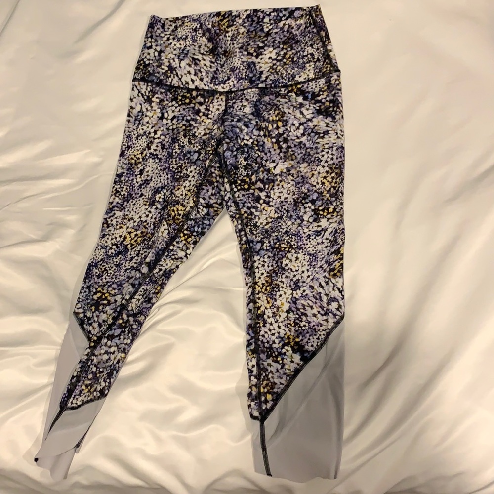 Lightly worn Lulu leggings
